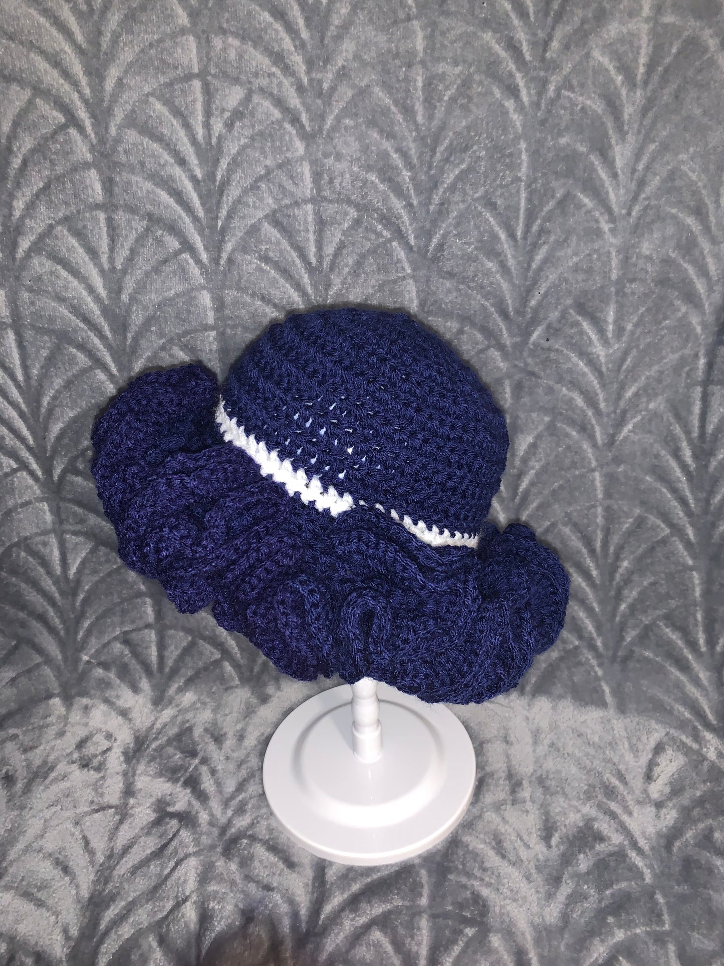 Navy Blue-White Xtreme Wavy Bucket Hat