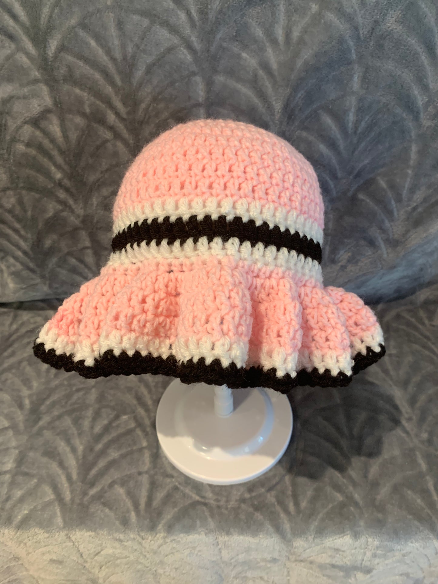 Pink Saddle Style Wavy Bucket Hat