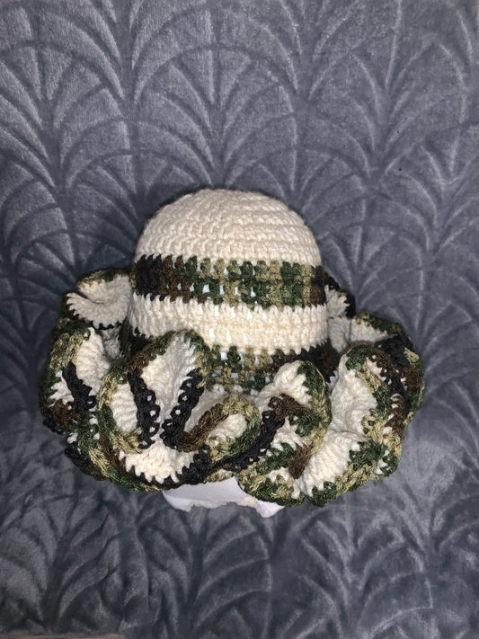 Camo-White Xtreme Wavy Bucket Hat